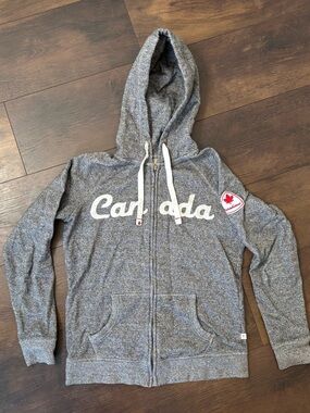 Canadiana Heather Gray Full Zip Hoodie 🇨🇦 Size S